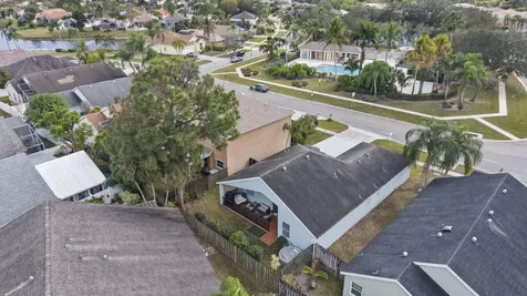 103 Saratoga Boulevard Royal Palm Beach FL 33411