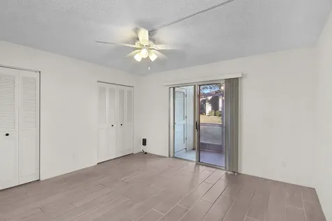 31 Lake Vista Trail Port Saint Lucie FL 34952