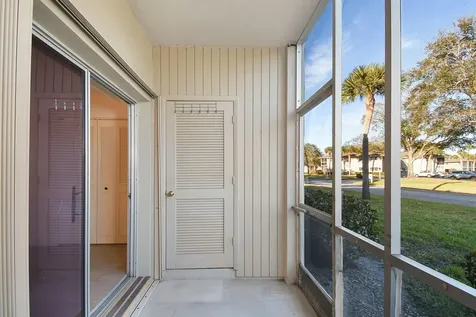 31 Lake Vista Trail Port Saint Lucie FL 34952