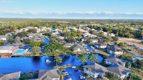31 Lake Vista Trail Port Saint Lucie FL 34952