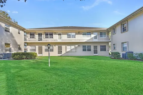 31 Lake Vista Trail Port Saint Lucie FL 34952