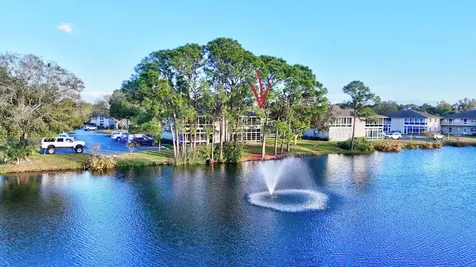 31 Lake Vista Trail Port Saint Lucie FL 34952