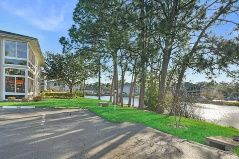 31 Lake Vista Trail Port Saint Lucie FL 34952