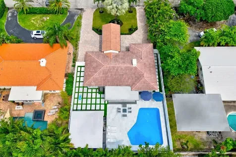 3025 Center Avenue Fort Lauderdale FL 33308