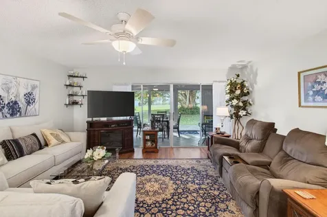 5452 Poppy Place Delray Beach FL 33484