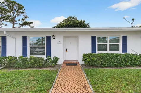 5452 Poppy Place Delray Beach FL 33484