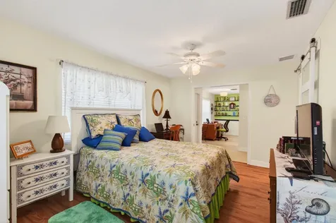 5452 Poppy Place Delray Beach FL 33484