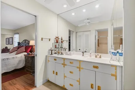 5452 Poppy Place Delray Beach FL 33484