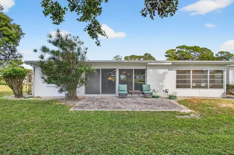 5452 Poppy Place Delray Beach FL 33484