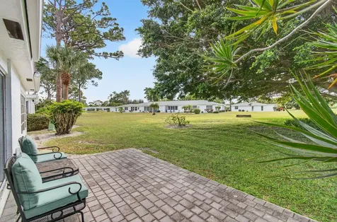 5452 Poppy Place Delray Beach FL 33484