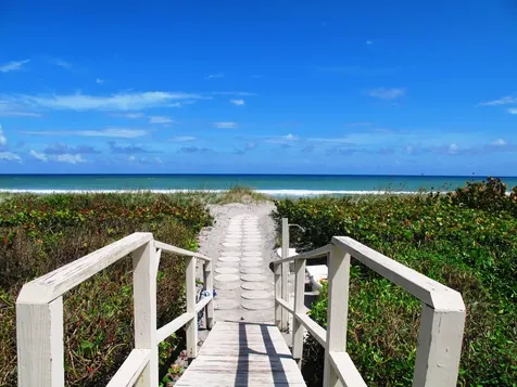 5452 Poppy Place Delray Beach FL 33484