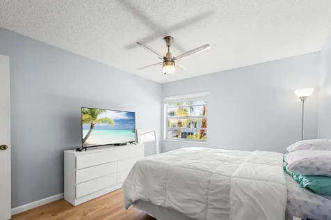 605 Flanders M Delray Beach FL 33484