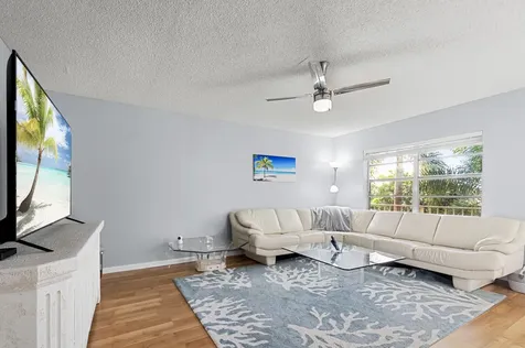 605 Flanders M Delray Beach FL 33484