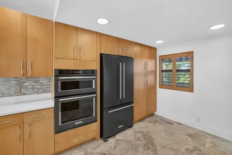 1035 S Federal Highway Delray Beach FL 33483
