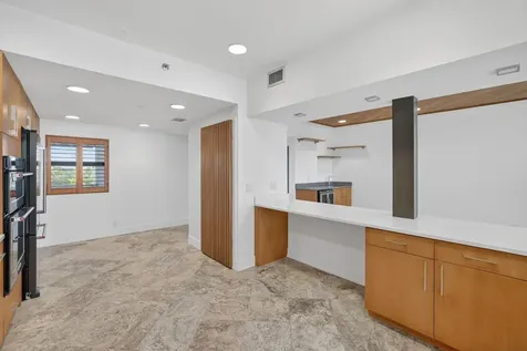 1035 S Federal Highway Delray Beach FL 33483