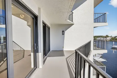 1035 S Federal Highway Delray Beach FL 33483