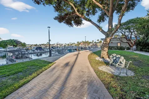 1035 S Federal Highway Delray Beach FL 33483