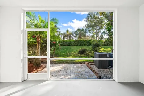 8024 Briantea Drive Boynton Beach FL 33472