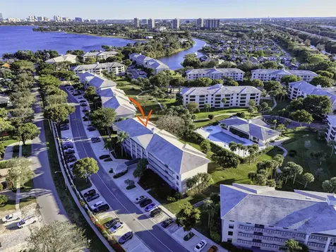 3716 Whitehall Drive West Palm Beach FL 33401
