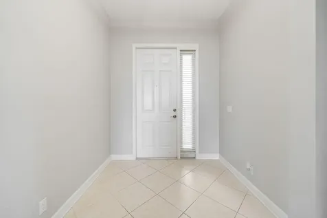 104 Nw Willow Grove Avenue Port Saint Lucie FL 34986