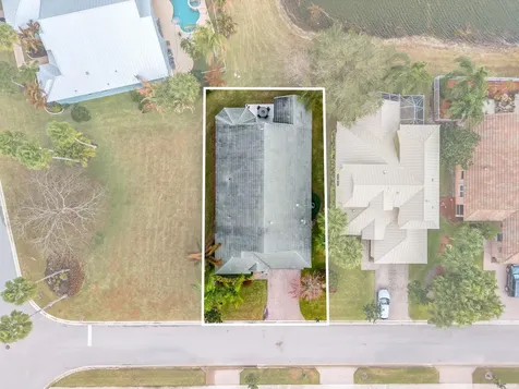 104 Nw Willow Grove Avenue Port Saint Lucie FL 34986