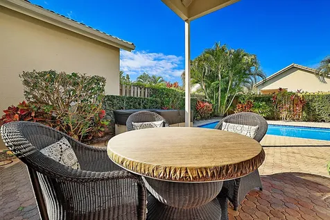 6655 Nw 25th Avenue Boca Raton FL 33496