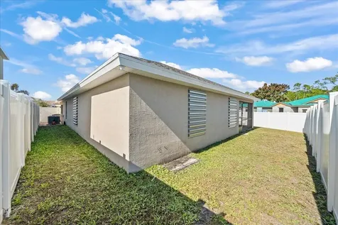 340 Palm Breezes Drive Fort Pierce FL 34945