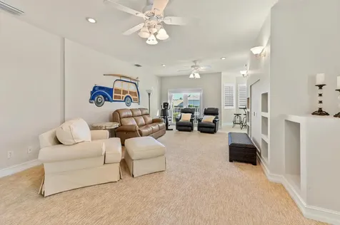 8817 Se Compass Island Way Jupiter FL 33458