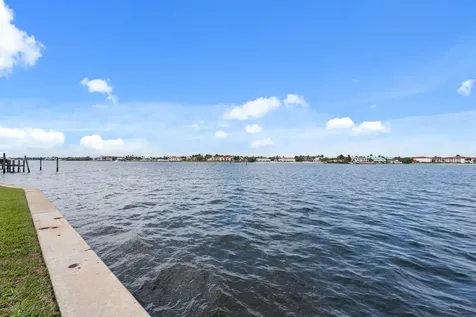 1369 Lands End Road Manalapan FL 33462