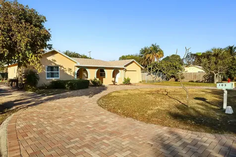 103 Shannondale Road Cloud Lake FL 33406