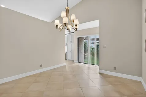 4937 Nw 59th Way Coral Springs FL 33067