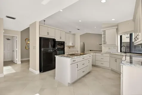 4937 Nw 59th Way Coral Springs FL 33067