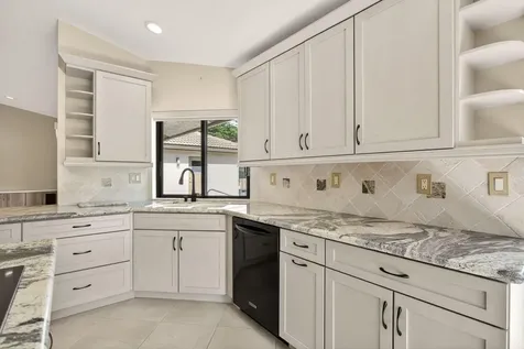 4937 Nw 59th Way Coral Springs FL 33067