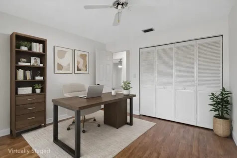 4937 Nw 59th Way Coral Springs FL 33067