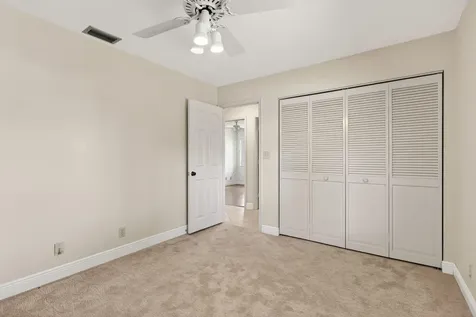 4937 Nw 59th Way Coral Springs FL 33067