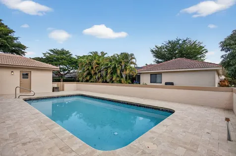 4937 Nw 59th Way Coral Springs FL 33067