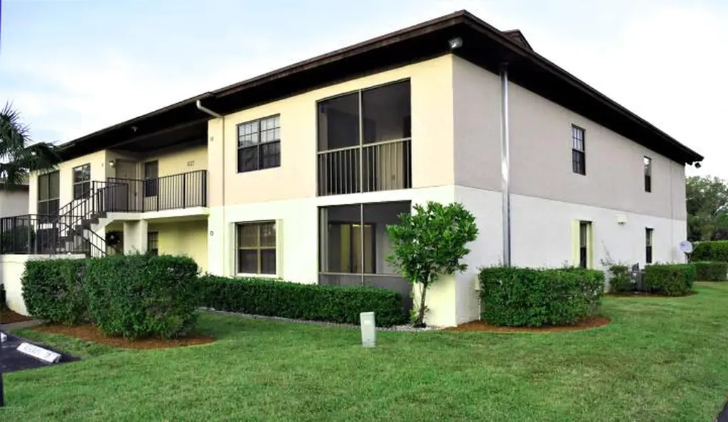 4181 S 57th Avenue Greenacres FL 33463