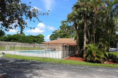 4181 S 57th Avenue Greenacres FL 33463