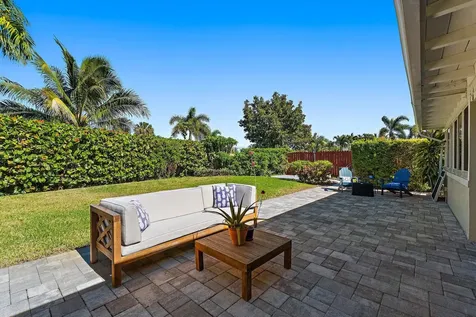 1401 N Lake Court Lake Clarke Shores FL 33406