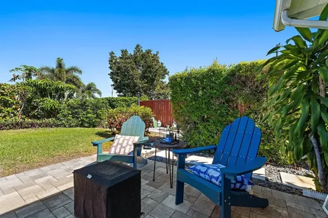 1401 N Lake Court Lake Clarke Shores FL 33406