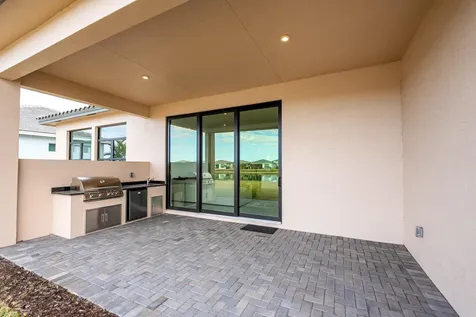 8572 Sw Felicita Way Port Saint Lucie FL 34987