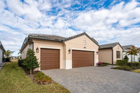 8572 Sw Felicita Way Port Saint Lucie FL 34987