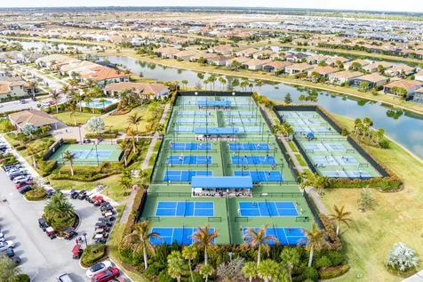 8572 Sw Felicita Way Port Saint Lucie FL 34987