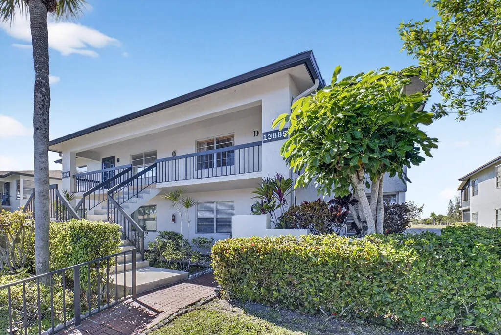 13889 Royal Palm Court Delray Beach FL 33484