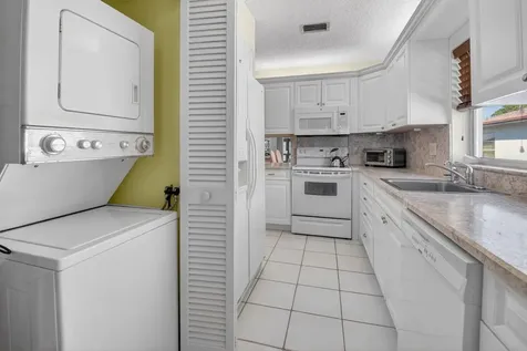 13889 Royal Palm Court Delray Beach FL 33484