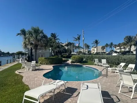 1043 Hillsboro Mile Hillsboro Beach FL 33062