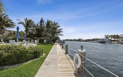 1043 Hillsboro Mile Hillsboro Beach FL 33062