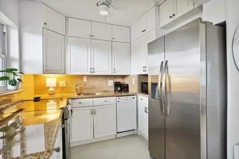 1043 Hillsboro Mile Hillsboro Beach FL 33062
