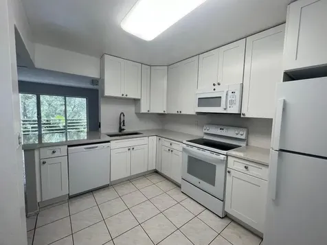 1000 NE 14th Avenue Hallandale Beach FL 33009