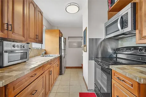 714 Ne 10th Street Hallandale Beach FL 33009